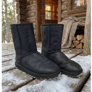 UGG Classic Short Black Suede Leather Sheepskin Lined Winter Boots